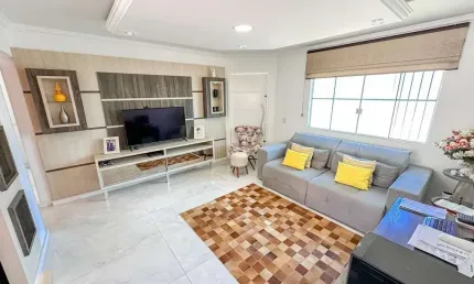 Casa com 2 dormitórios à venda, 114 m² por R$ 950.000,00 - Centro - Penha/SC