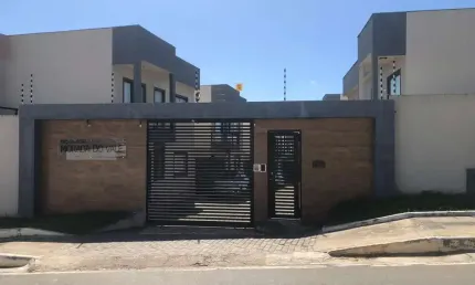 CASA ALTO PADRÃO 3/4 COM 3 SUITES MIRAGEM LAURO DE FREITAS.