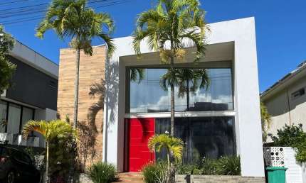 Casa em Condomínio 3/ suítes Alphaville II, localizado na cidade de Salvador