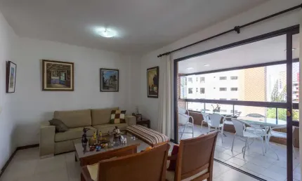 Apartamento Quatro Quartos para Venda no Jardim Apipema