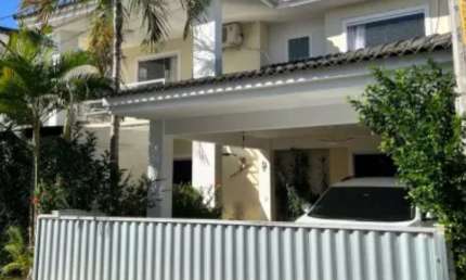 Casa em condomínio fechado com 4 quartos à venda na Rua Jovina Machado Dos Santos, 13, Miragem, Lauro de Freitas