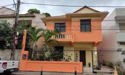 Casa duplex, solta, 5 suítes, no Boulevard Suíço &#8211; Nazaré – Salvador