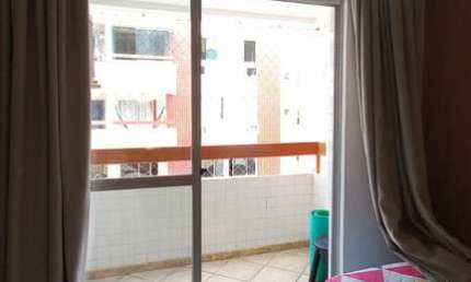 Apartamento com 2 quartos para alugar na Rua Professor Isaías Alves De Almeida - Costa Azul, Salvador - Ba, Brasil, Costa Azul, Salvador
