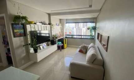 Apartamento Mobiliado à venda com 2 quartos sendo 1 suíte, tem 60m2, varanda no Bairro do Imbui &#8211; Salvador-Ba