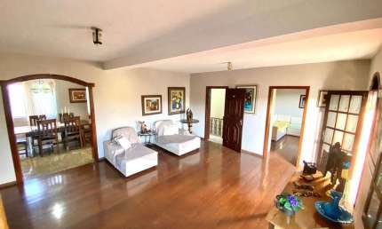 Casa com 5 quartos à venda na Rua Todos os Santos, Caiçara, Belo Horizonte