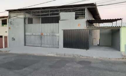 Galpão / Depósito / Armazém com 3 quartos à venda em Belo Horizonte