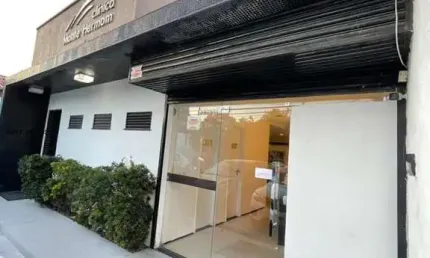 Consultório Médico para Venda em Fortaleza, Cidade dos Funcionários, 11 banheiros, 6 vagas