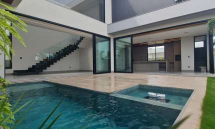 Casa em condomínio fechado com 5 quartos à venda na Avenida dos Jardins, Nova Uberlândia, Uberlândia
