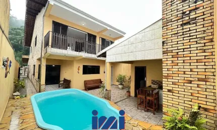 Casa com 4 quartos à venda no Centro, Guaratuba 