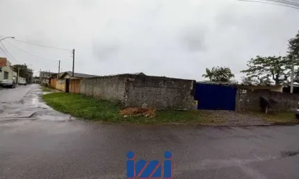 Casa com 6 quartos à venda no Centro, Matinhos 
