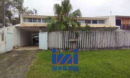 Casa com 6 quartos à venda no Centro, Guaratuba 