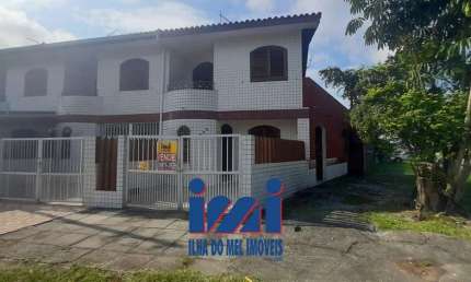 Casa com 3 quartos à venda no Bom Retiro, Matinhos 