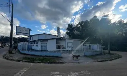 Terreno à venda no Campina do Siqueira, Curitiba 