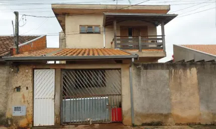 Sobrado com 4 dormitórios à venda, 151 m² por R$ 370.000,00 - Cardeal - Elias Fausto/SP