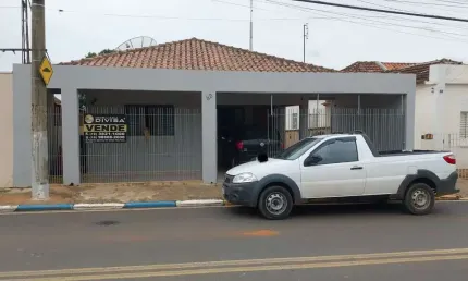 Casa com 2 dormitórios à venda, 150 m² por R$ 750.000,00 - Cardeal - Elias Fausto/SP