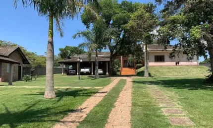 Chácara com 4 dormitórios à venda, 5000 m² por R$ 3.300.000,00 - Bom Jardim - Jundiaí/SP