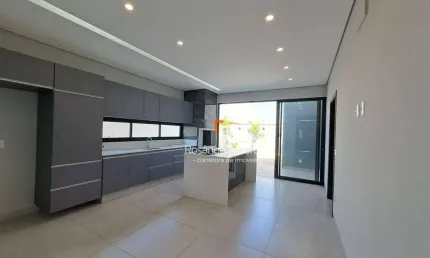 Casa espetacular de 169m² no Village Provence com 3 suítes