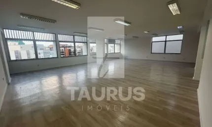 Sala comercial à venda no Jardim Paulista - São Paulo-SP.