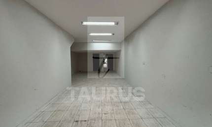 Loja para alugar no Brooklin; vão livre; 2 banheiros, 60 m².