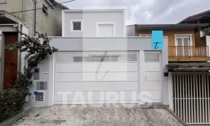 Casa à venda com 3 dormitórios na Vila Pompéia - Paulo-SP.