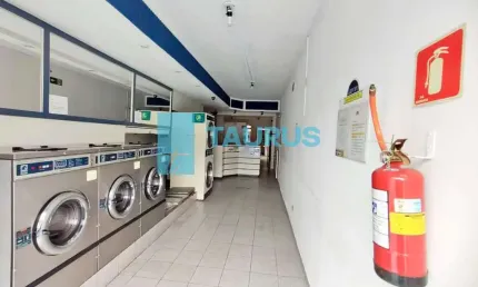 Sobrado Comercial à venda no Alto de Pinheiros, São Paulo-SP.