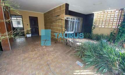 Casa comercial para venda ou locação, 174m², no Planalto Paulista, São Paulo.