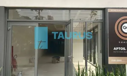 Loja à venda, 2 vagas, 110m², no Campo Belo, São Paulo.
