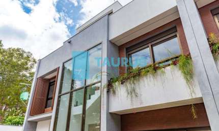 Casa de Condomínio para venda e locação, 4 suítes, 4 vagas, 583m², Jardim dos Estados.