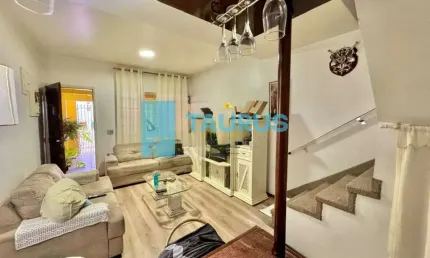 Casa sobrado à venda, 2 quartos, 1 vaga, 86m², indianópolis.