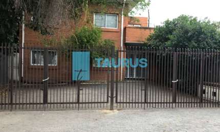 Sobrado comercial para locação, 8 salas, 8 vagas, 550m², Jardim Paulista.
