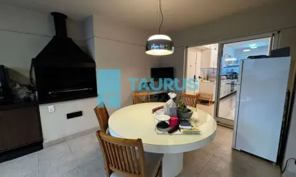 Apartamento à venda na Vila Nova Conceição, 4 dormitórios, 2 suítes, 5 vagas, 235m².