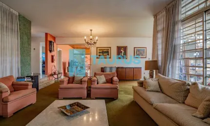 Casa  à venda , 3 dormitórios, 6 vagas, no  Planalto Paulista, São Paulo.