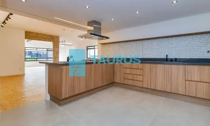 Apartamento à venda com 3 quartos, no Cerqueira César, São Paulo.