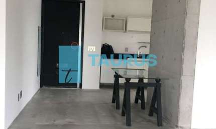Apartamento para locação, 1 dormitório, 1 vaga, 75 m², Campo Belo.