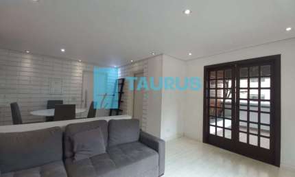 Apartamento à venda, 2 quartos, 1 suite, 1 vaga,, em Moema, São Paulo.