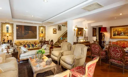 Sobrado à venda, 4 dormitórios, 2 vagas, 330m², planalto paulista.