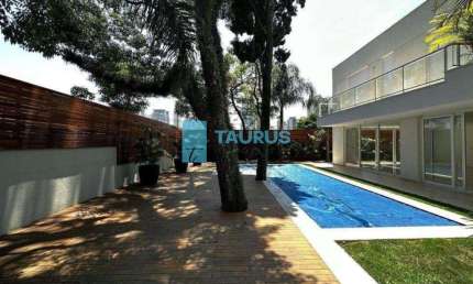 Casa de condomínio à venda, 4 suítes, 8 vagas, 786 m², Brooklin Velho.
