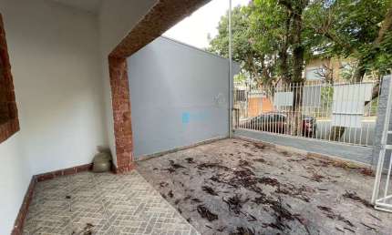 Sobrado à venda, 3 dormitórios, 1 vaga, quintal, 200 m², Planalto Paulista.