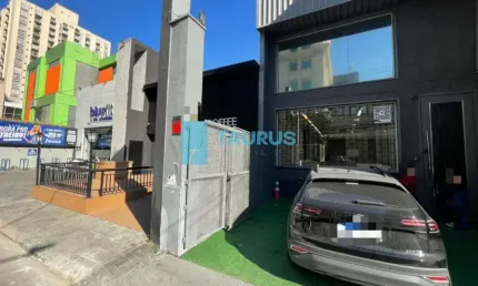 Sobrado à venda na vila olímpia, 296m² área construída, 2 vagas