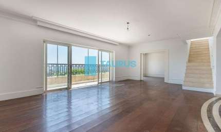 Cobertura à venda, 4 suítes, 6 vagas, 525m², Vila Madalena.
