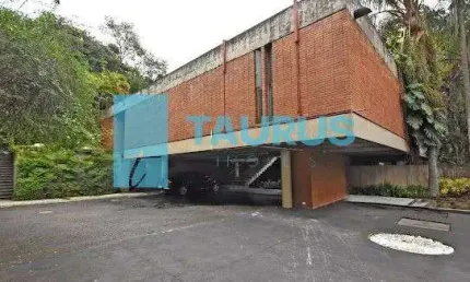 Casa à venda, 3 dormitórios, 10 vagas, 970m², Cidade Jardim.
