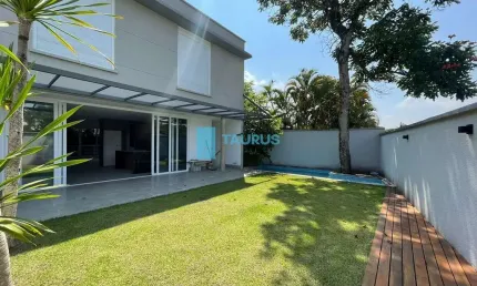 Casa de condomínio á venda , 4 suítes , 4 vagas , piscina no quintal , 450 m² , jardim cordeiro.