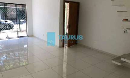 Sobrado para locação , 3 dormitórios , 2 vagas , 150 m² , Moema.