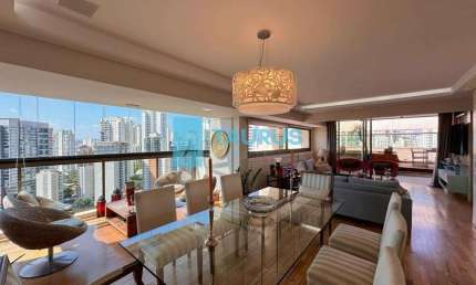 Cobertura à venda, 3 suítes, 4 vagas, 240m²,Brooklin.