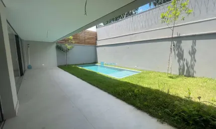 Casa de condominio á venda , 4 suítes, 4 vagas , 435 m2, campo belo.