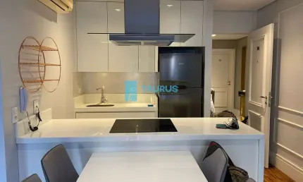 Apartamento á venda , 1 dormitório , 1 vaga , 45 m² ,Itaim Bibi.