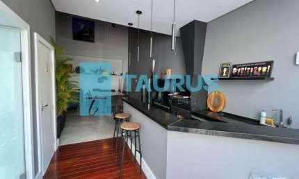 Sobrado à venda, 5 suítes, 2 vagas, 185 m², Brooklin.