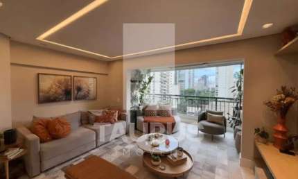 Apartamento à venda 3 quartos sendo 1 suíte em Indianópolis - São Paulo-SP.