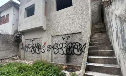 Casa Comercial para Locação em Recife, Pina, 1 dormitório, 1 banheiro, 2 vagas