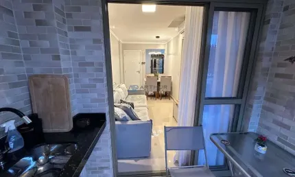 Apartamento 02 dormitórios - Mobiliado - Bairro: Boqueirão
